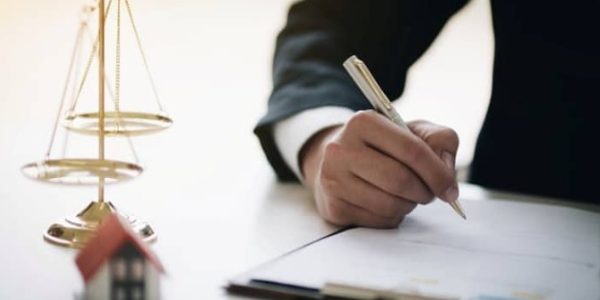 بهترین وکیل مهاجرت به هلند: ویژگیهای یک وکیل خوب و نحوه انتخاب درست بهترین وکیل مهاجرت به هلند: ویژگیهای یک وکیل خوب و نحوه انتخاب درست