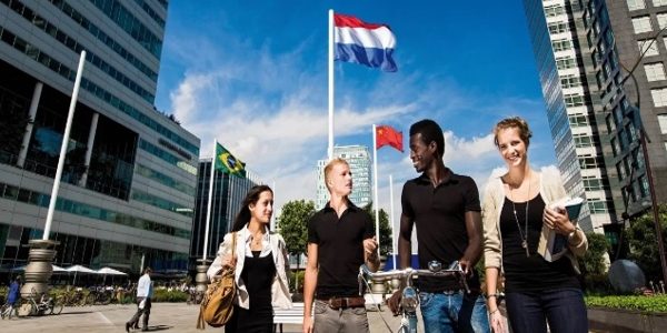 مهاجرت تحصیلی به هلند: شرایط اپلای، زندگی دانشجویی و تبدیل اقامت مهاجرت تحصیلی به هلند: شرایط اپلای، زندگی دانشجویی و تبدیل اقامت